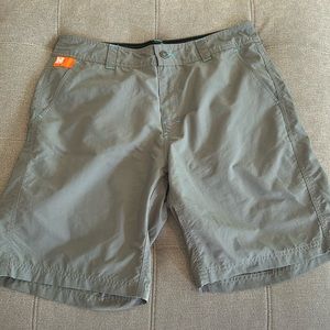 Men’s Howler Bros waterman shorts, size 33/32